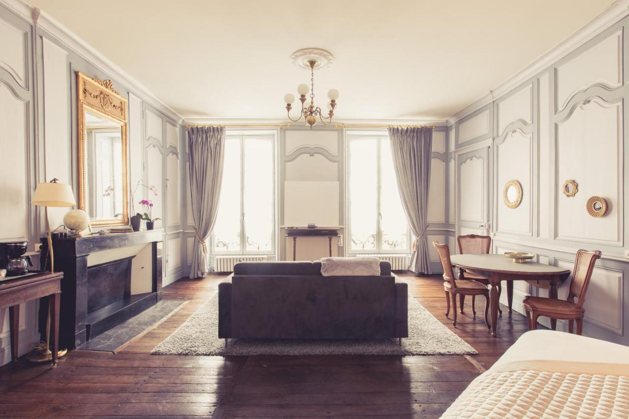 La Maison De La Liberte Jeanne Barret Poitiers